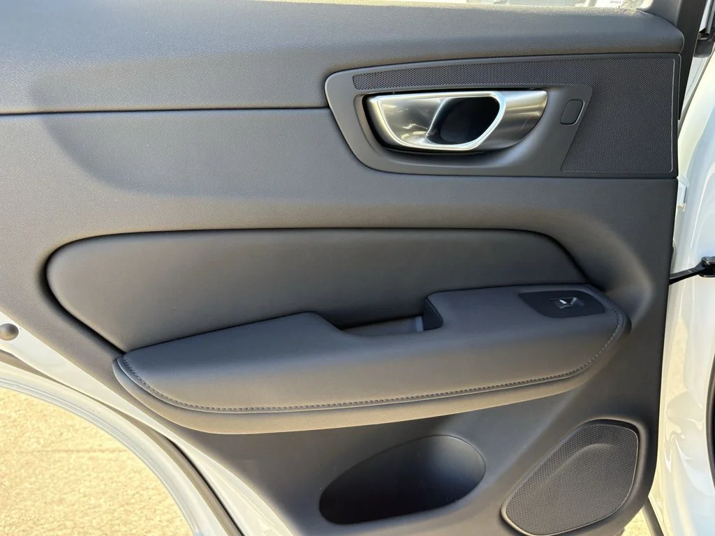 New 2026 Crystal White Volvo Ultra image 24