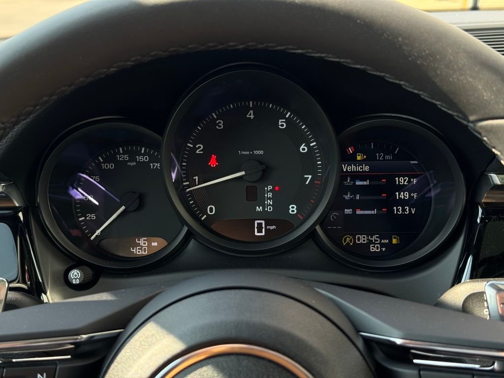 2025 Porsche Macan - Photo 43