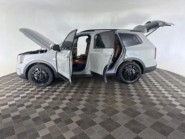 Used 2024 Gray Kia SX-Prestige X-Line image 12