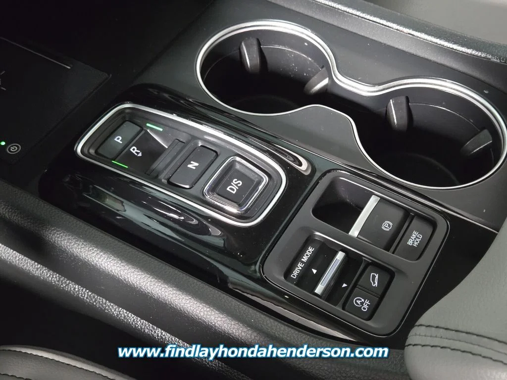 2025 Honda Pilot Touring - Photo 31