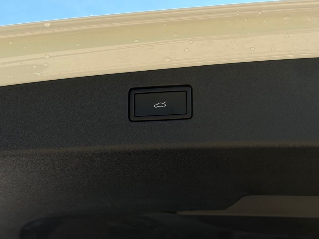 New 2026 Sandstone Volkswagen 2.0T SEL R-Line image 28