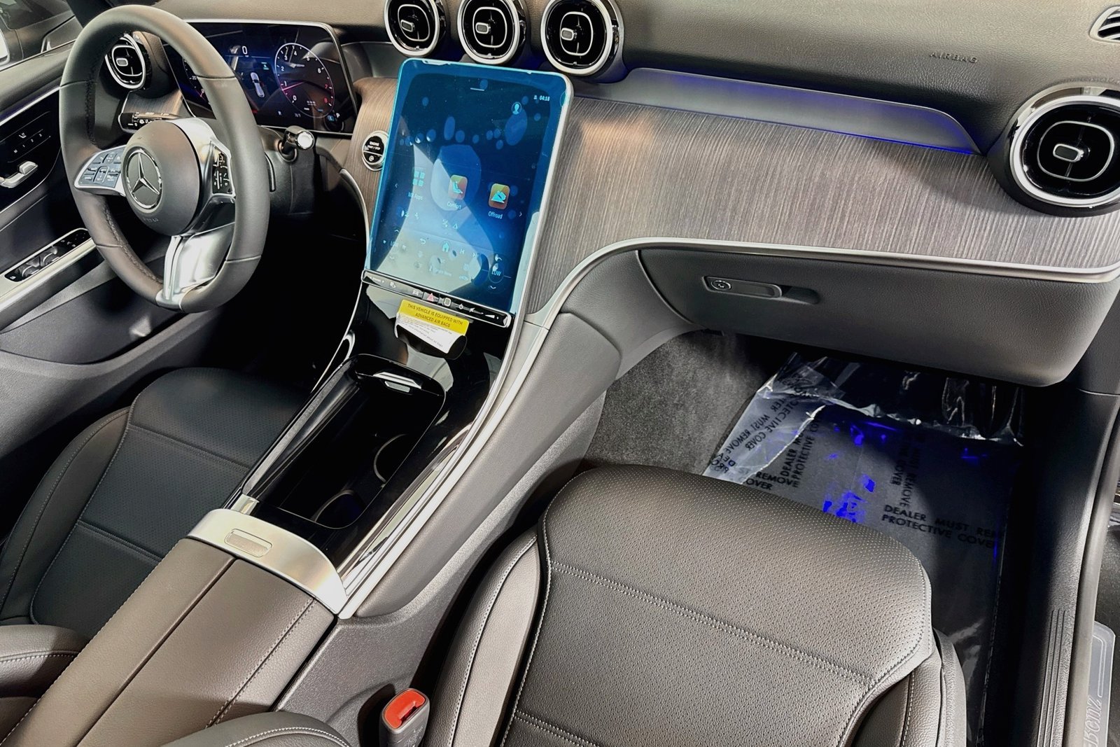 New 2027 Graphite Grey Metallic Mercedes-Benz GLC 300 image 27
