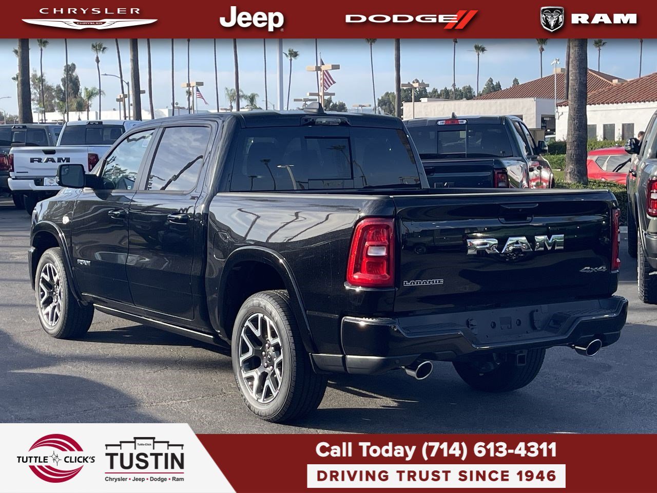New 2026 Diamond Black Crystal Pearl-Coat Exterior Paint RAM Laramie image 4