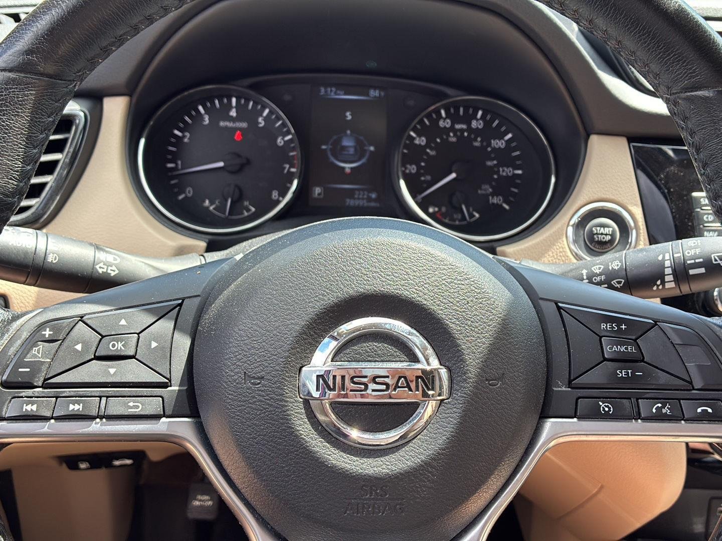 Used 2017 Palatial Ruby Nissan SL image 6