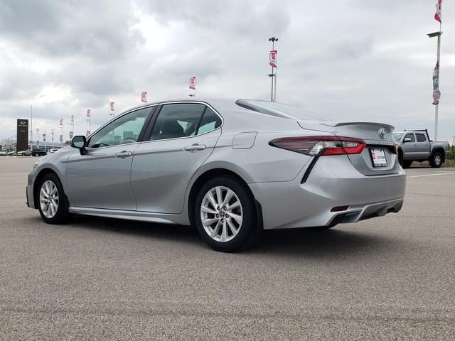 Used 2024 Silver Toyota SE image 7
