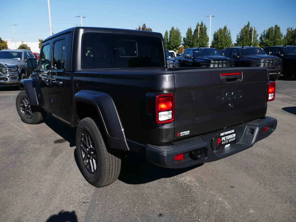 2025 Jeep Gladiator Sport S - Photo 17