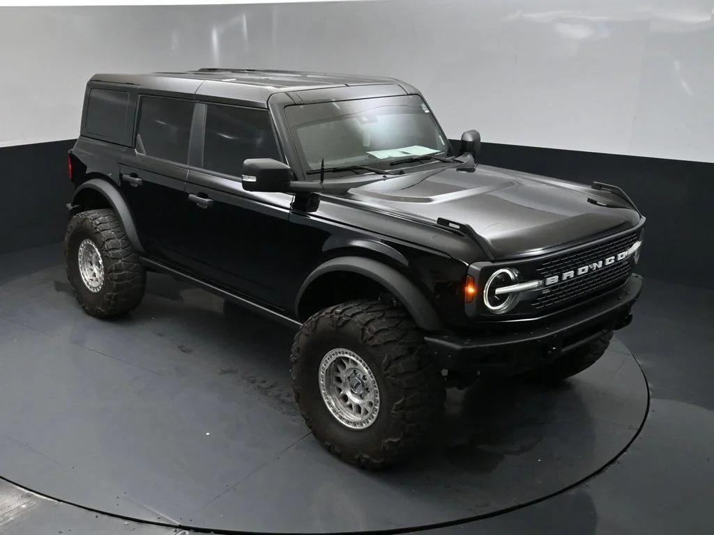 Used 2024 Black Ford Badlands image 13