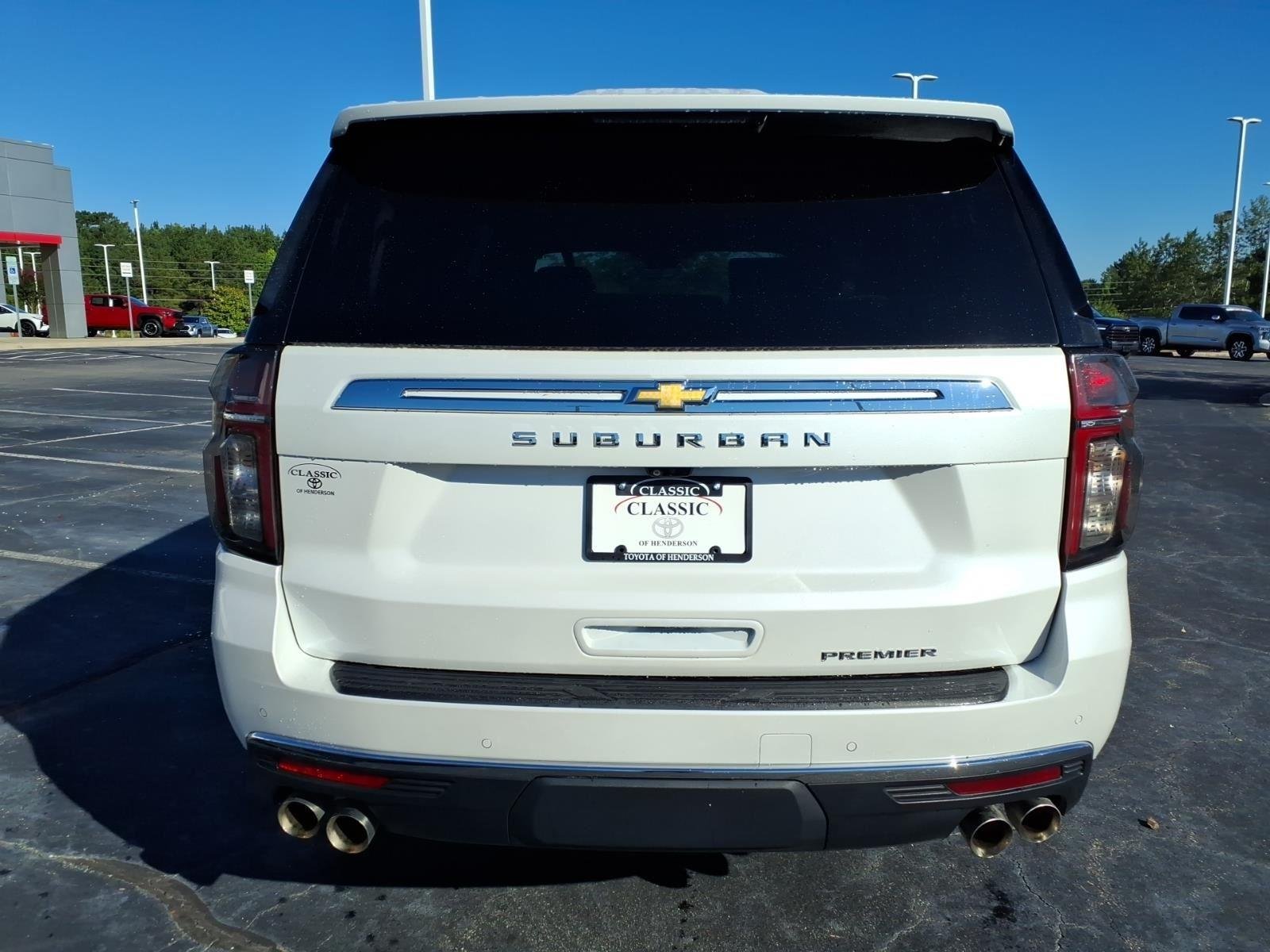 Used 2024 Iridescent Pearl Tricoat Chevrolet Premier image 14