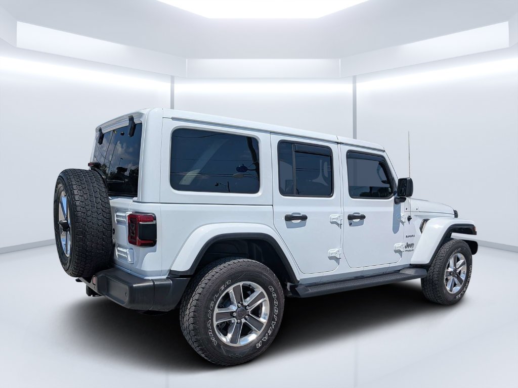 Used 2021 White Jeep Unlimited Sahara image 3