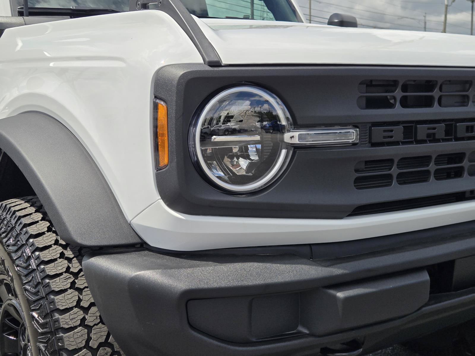 New 2026 Oxford White FORD Big Bend® image 5