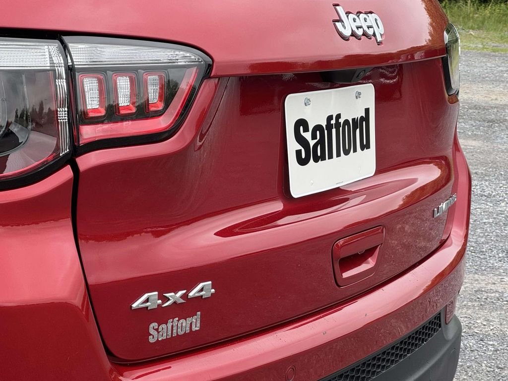 Used 2025 Red Jeep Limited image 10