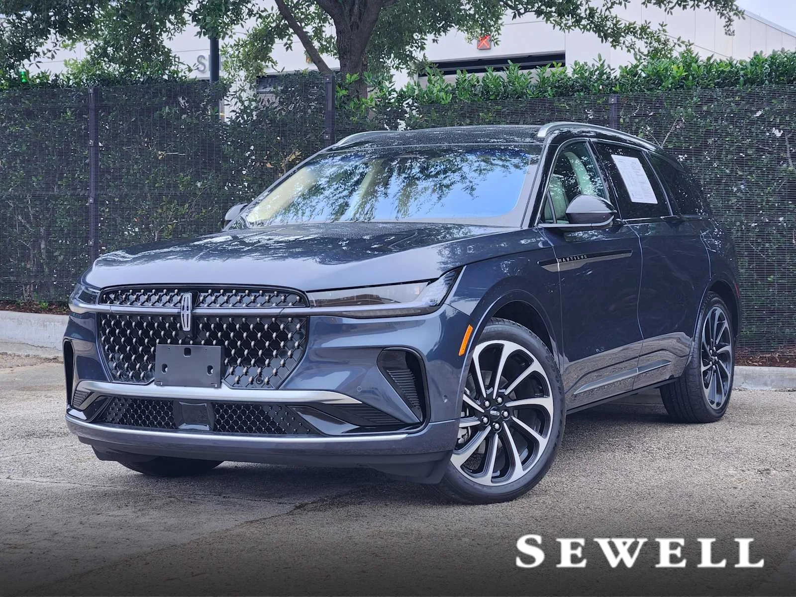 2024 Lincoln Nautilus Black Label AWD's photo