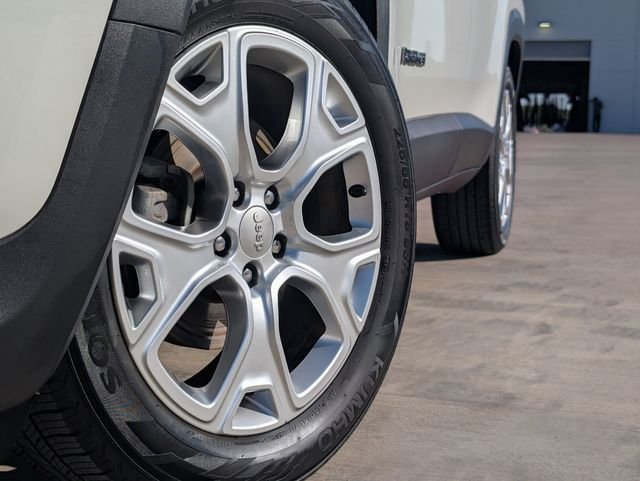 Used 2020 Jeep Renegade Limited with VIN ZACNJAD18LPL19136 for sale in Buda, TX