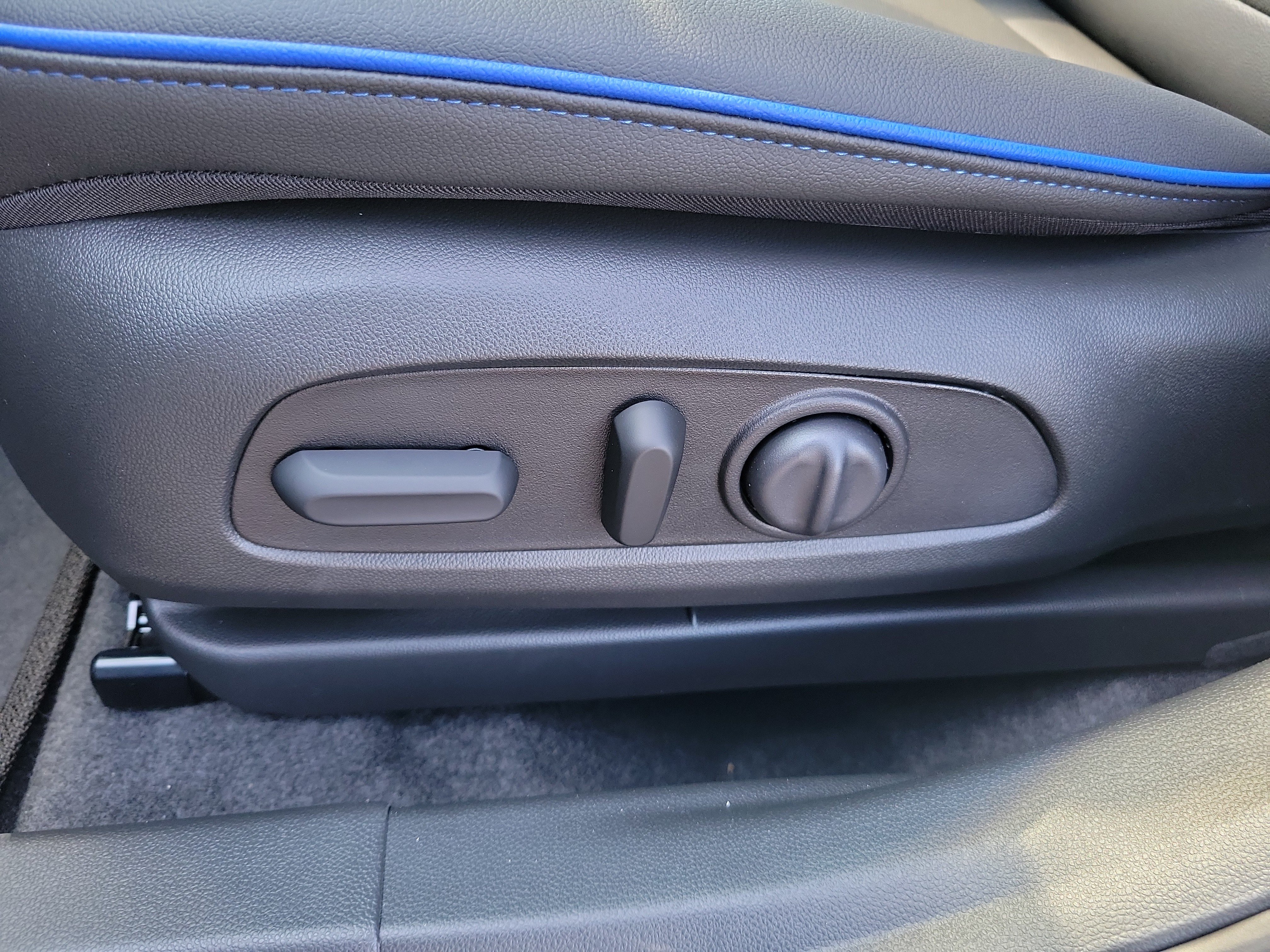 2026 Buick Envista Sport Touring - Photo 17