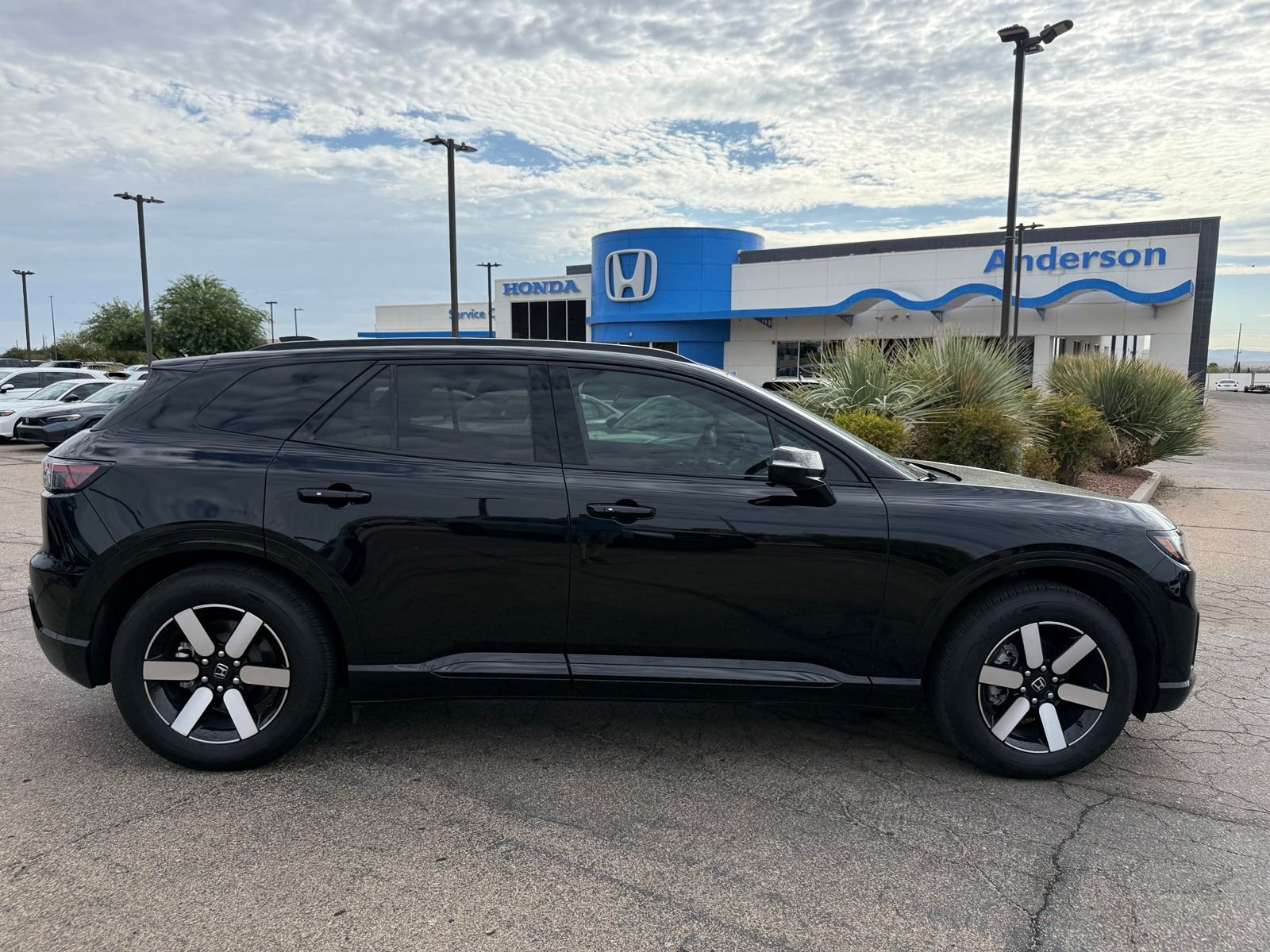 Certified Used 2025 Raven Black Honda Touring image 4