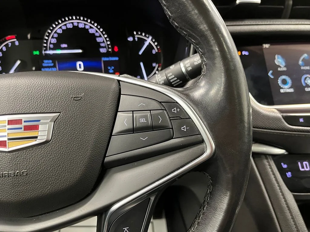 Used 2019 Silver Cadillac Premium Luxury image 27