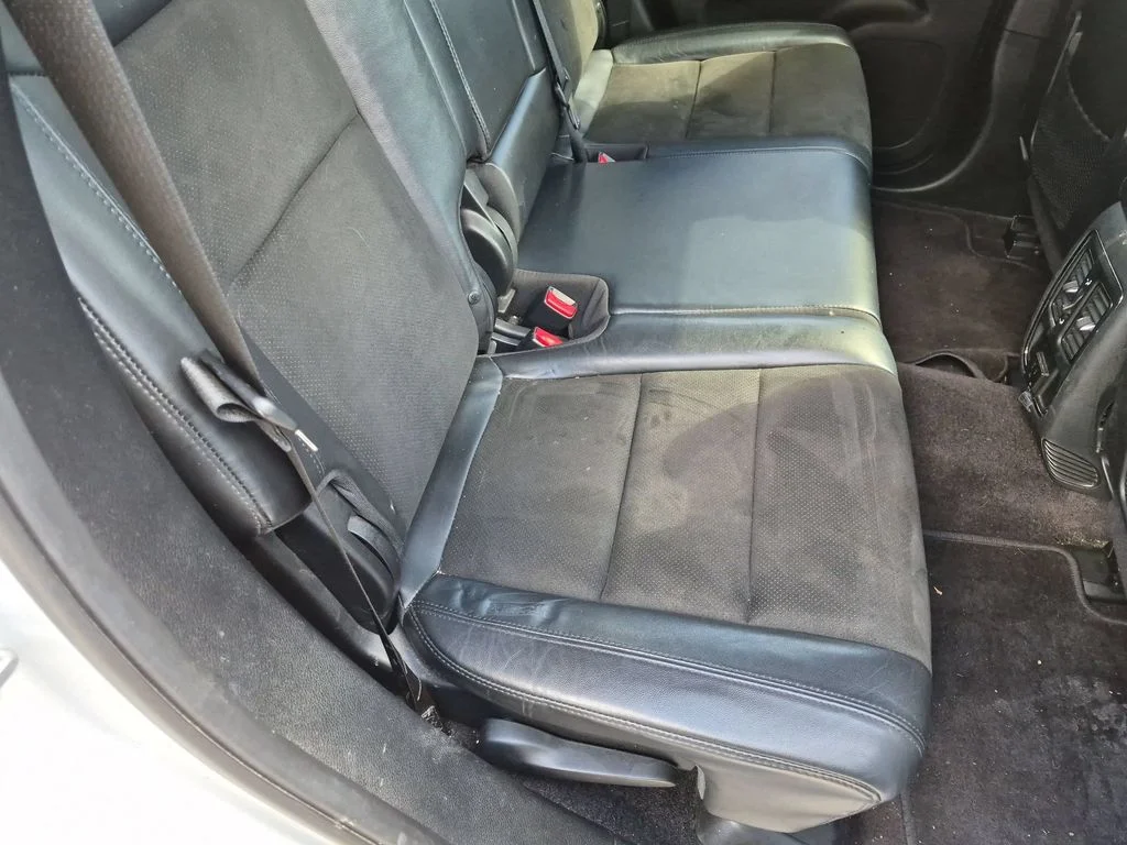 Used 2018 White Jeep Altitude image 25