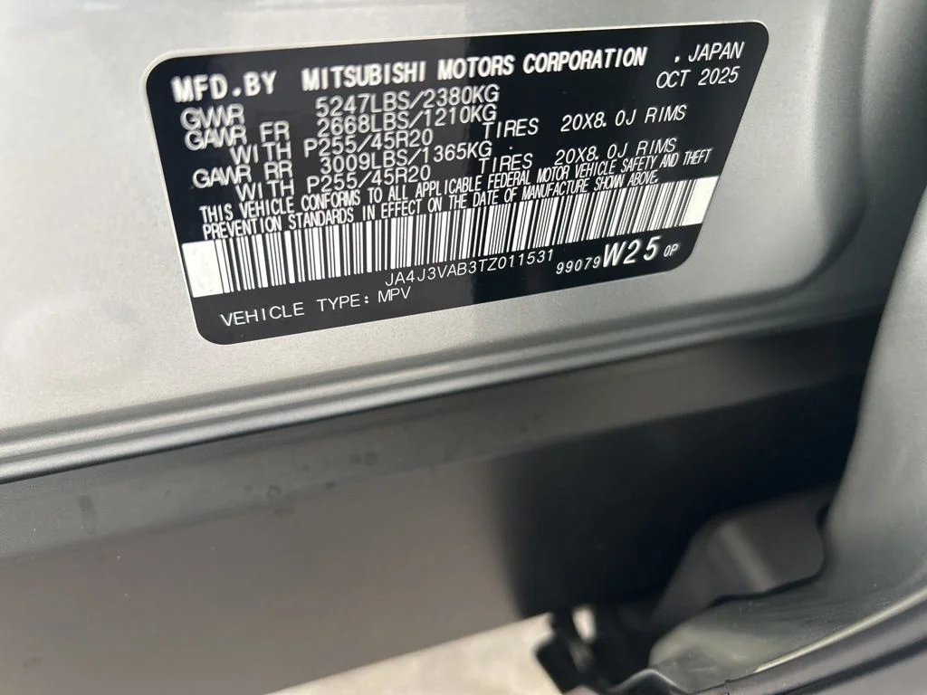 New 2026 Silver Mitsubishi SE 1.5T 2WD image 43