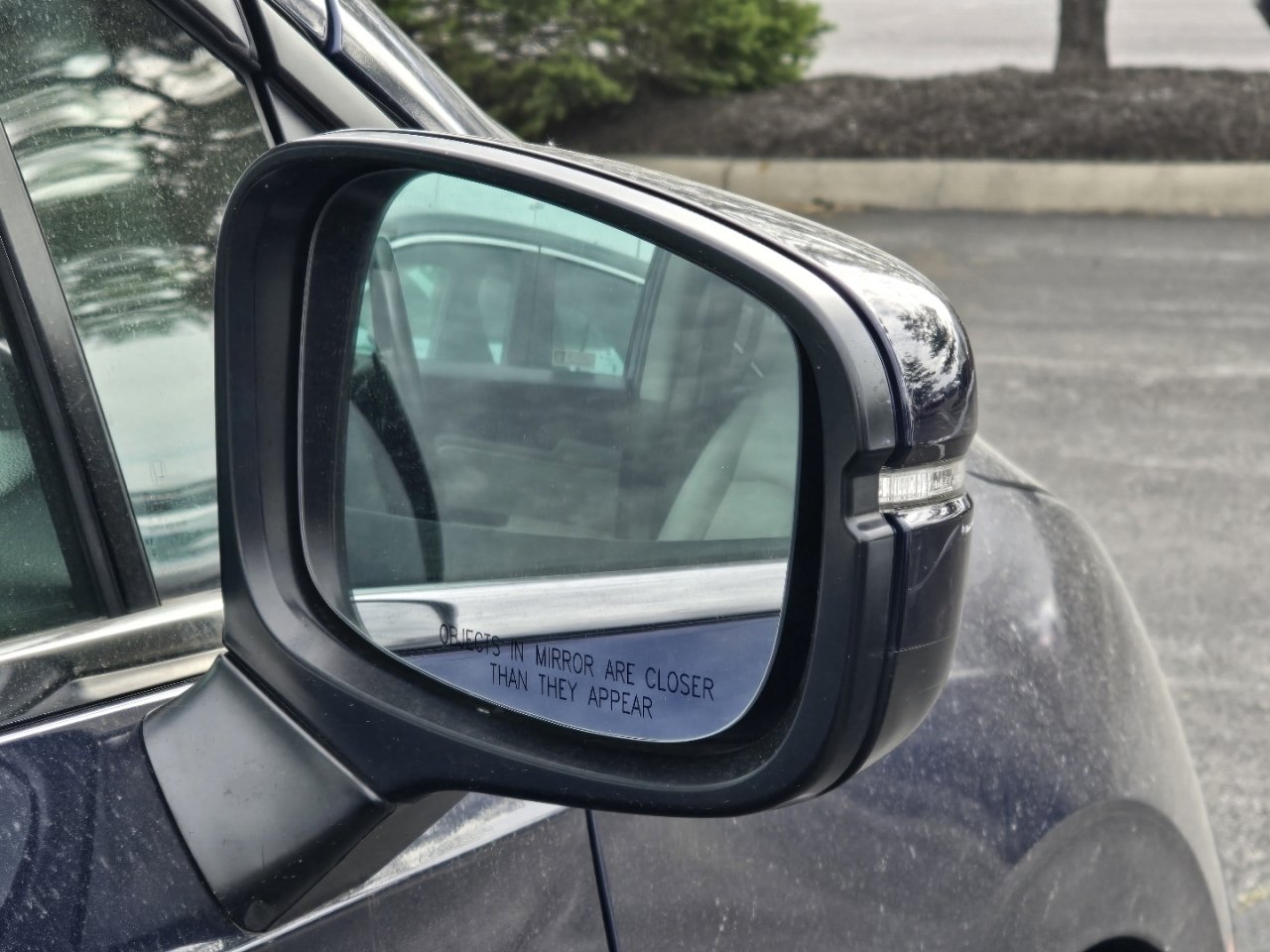 Used 2020  Honda EX-L image 16