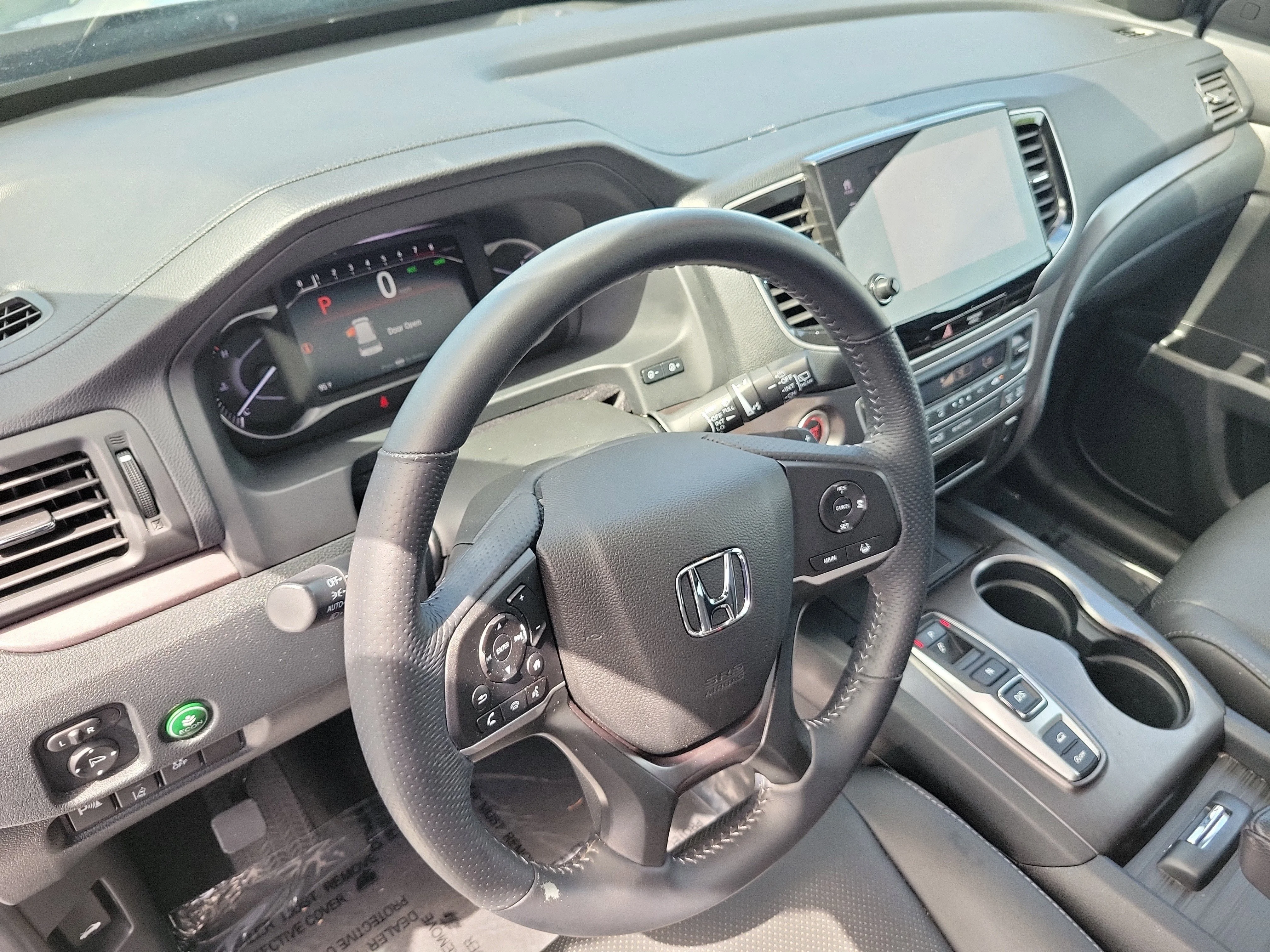 Used 2022 Crystal Black Pearl Honda EX-L image 27