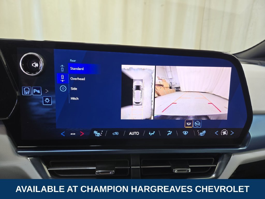2025 Chevrolet Equinox EV LT - Photo 19