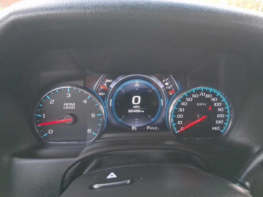 Used 2019 SUMMIT WHITE Chevrolet Premier image 17