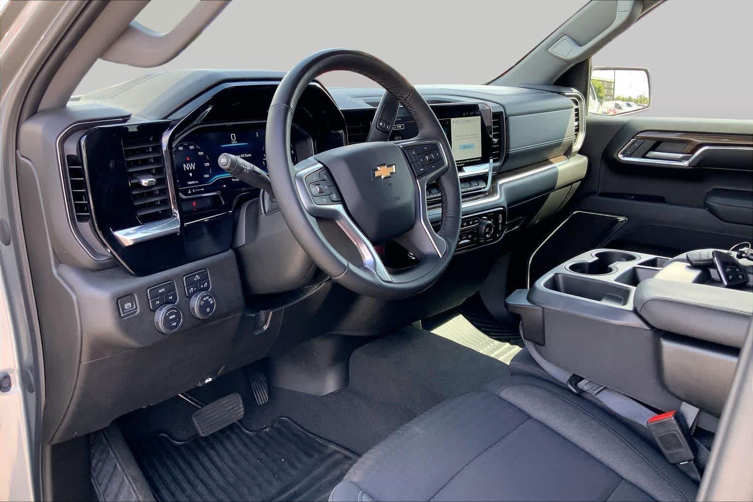 Used 2023 Sterling Gray Metallic Chevrolet LT image 15