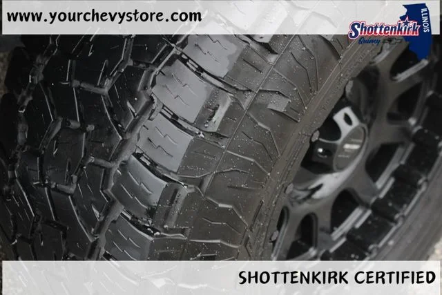 Used 2020 Green Jeep Altitude image 12