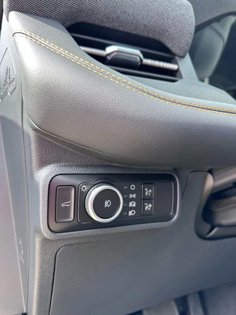 2026 Ford Explorer Tremor - Photo 14