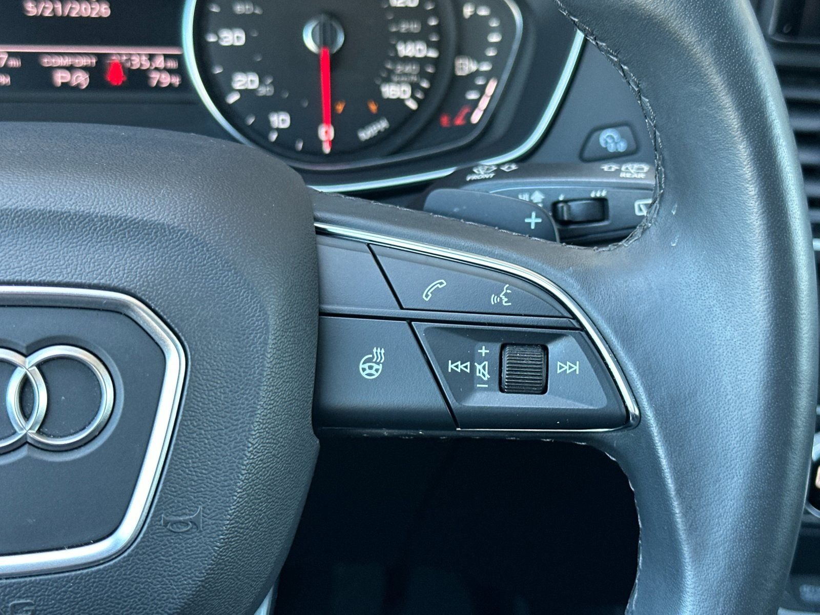 Used 2024  Audi 45 S line Premium image 27