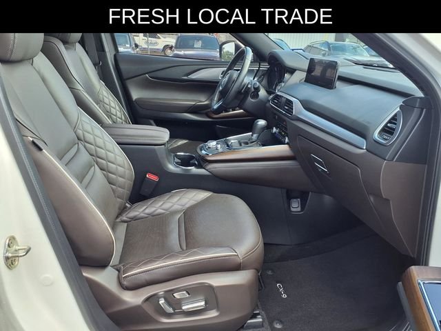 Used 2021 White Mazda Signature image 20
