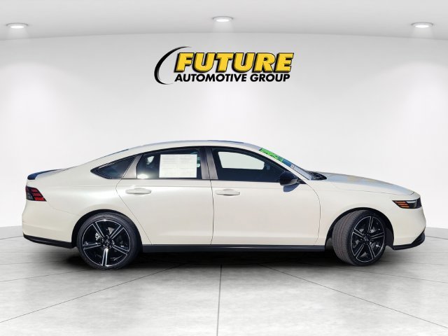 Used 2026  Honda Sport image 3