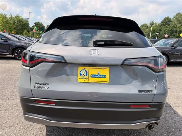 Used 2025  Honda Sport image 11