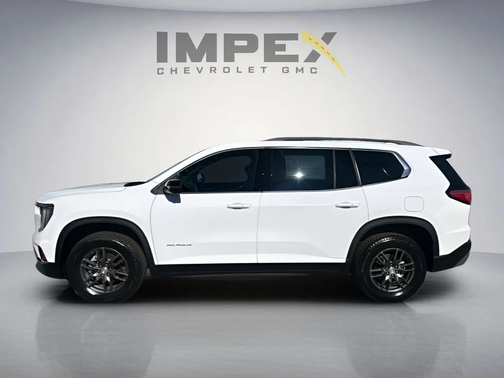 New 2026 Summit White GMC Elevation image 2