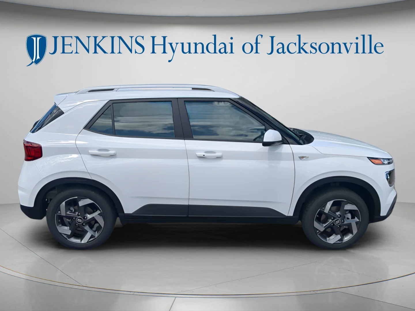 Used 2026 Lunar White Hyundai SEL image 3