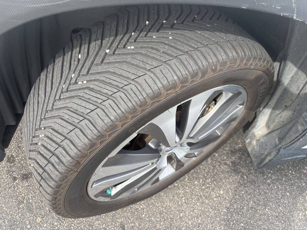 Used 2020 White Subaru Limited image 2