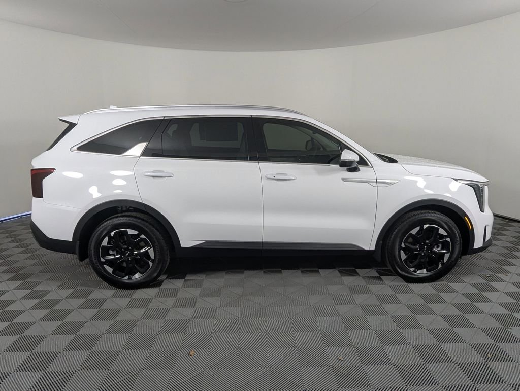 New 2026 Glacial White Pearl Kia S image 8