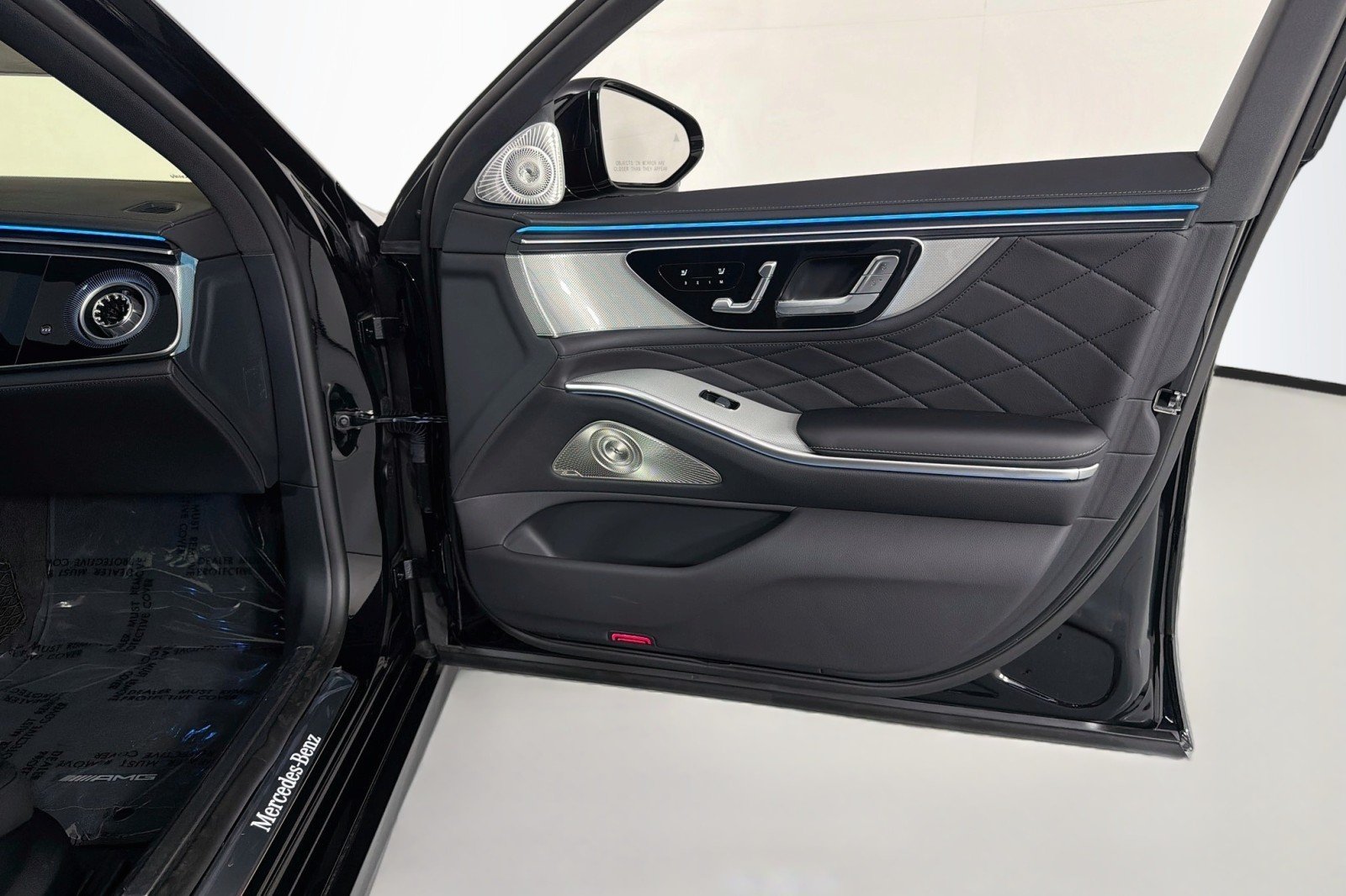 New 2027 Obsidian Black Metallic Mercedes-Benz S 580 4MATIC® Sedan image 26