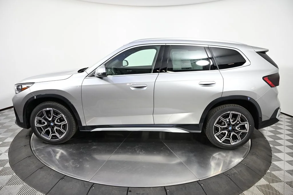 WBX73EF03T5418721