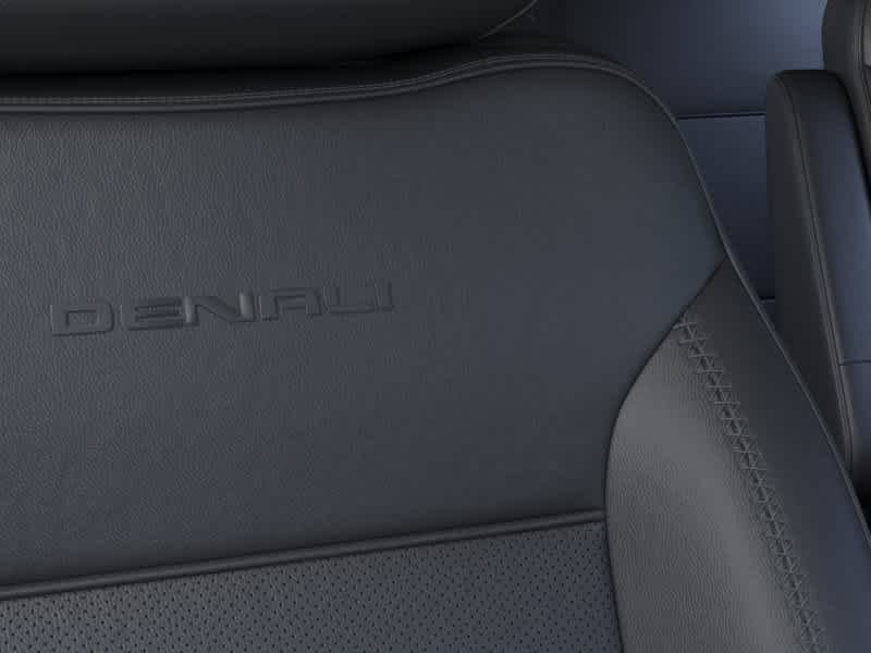2026 GMC Yukon Denali - Photo 21
