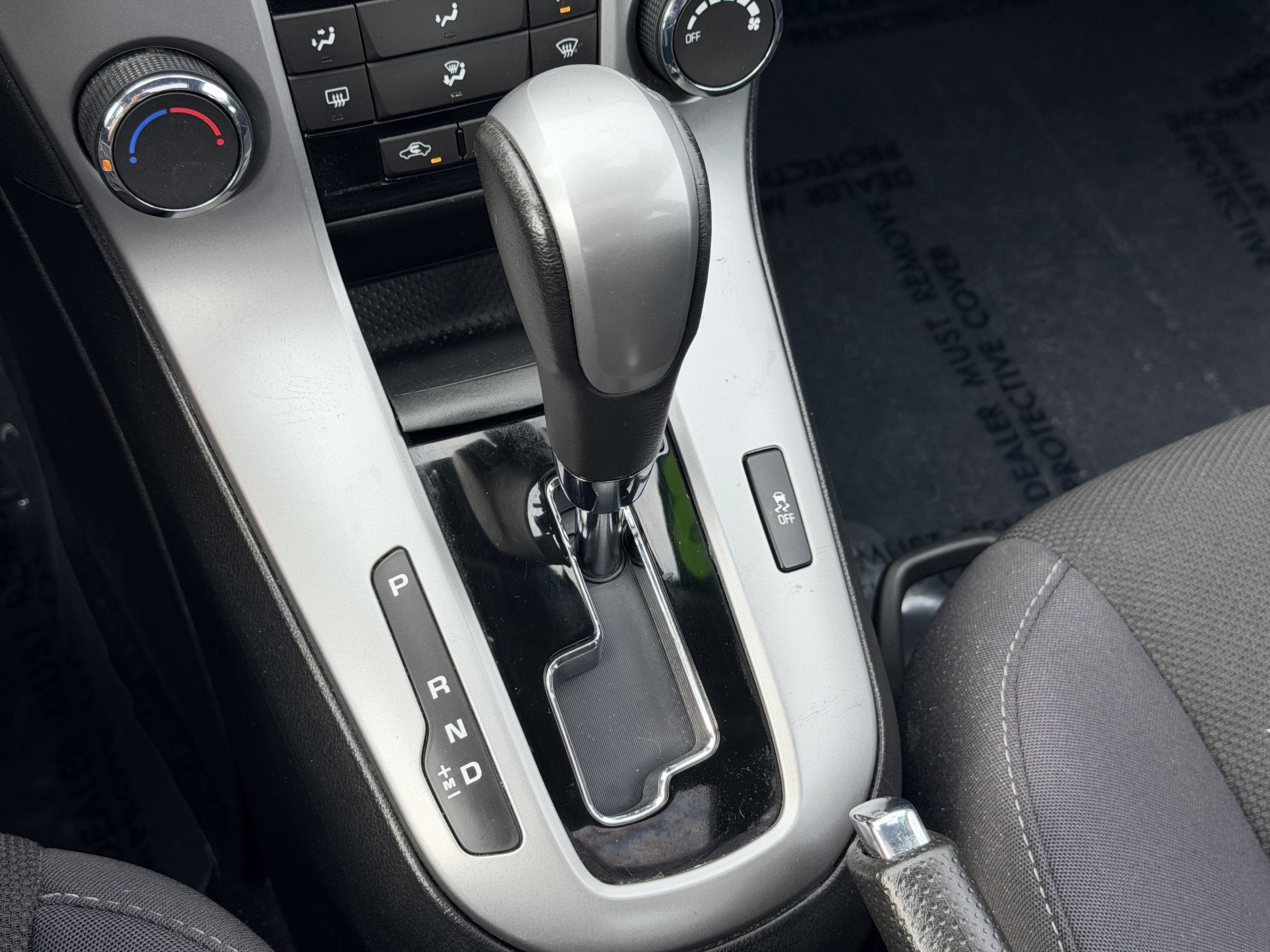 Used 2013 BLACK GRANITE METALLIC Chevrolet 1LT image 12