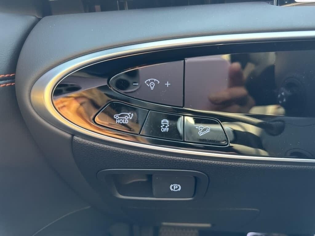New 2026 Blue Genesis 2.5T SPORT PRESTIGE image 38