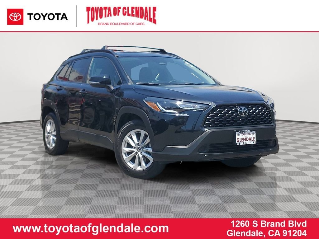 Pre-Owned 2024 Toyota Corolla Cross LE 4D Sport Utility in