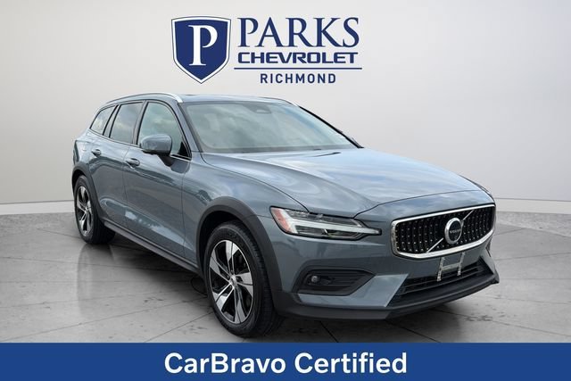 2024 Volvo V60 Cross Country