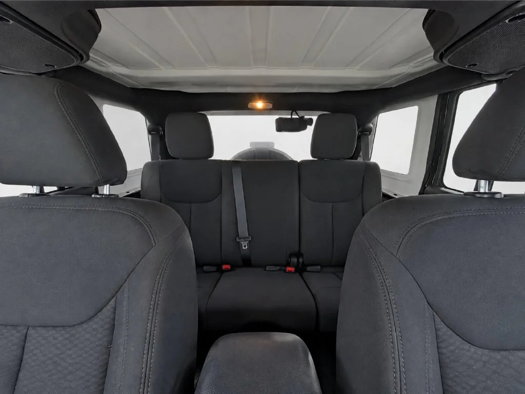 Used 2017 Black Jeep Unlimited Sport image 15