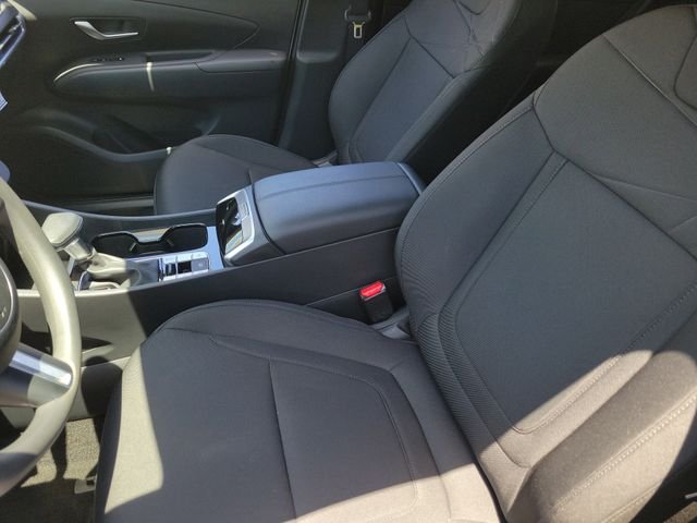 2025 Hyundai Tucson SE - Photo 20