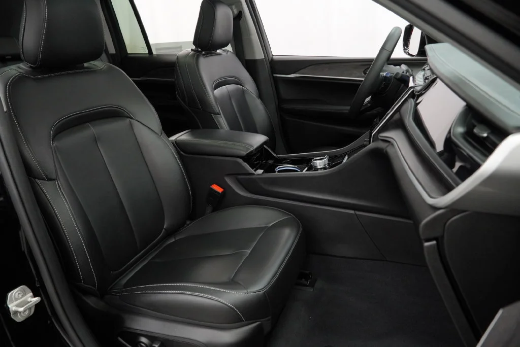 Used 2023 Black Jeep 4xe image 44
