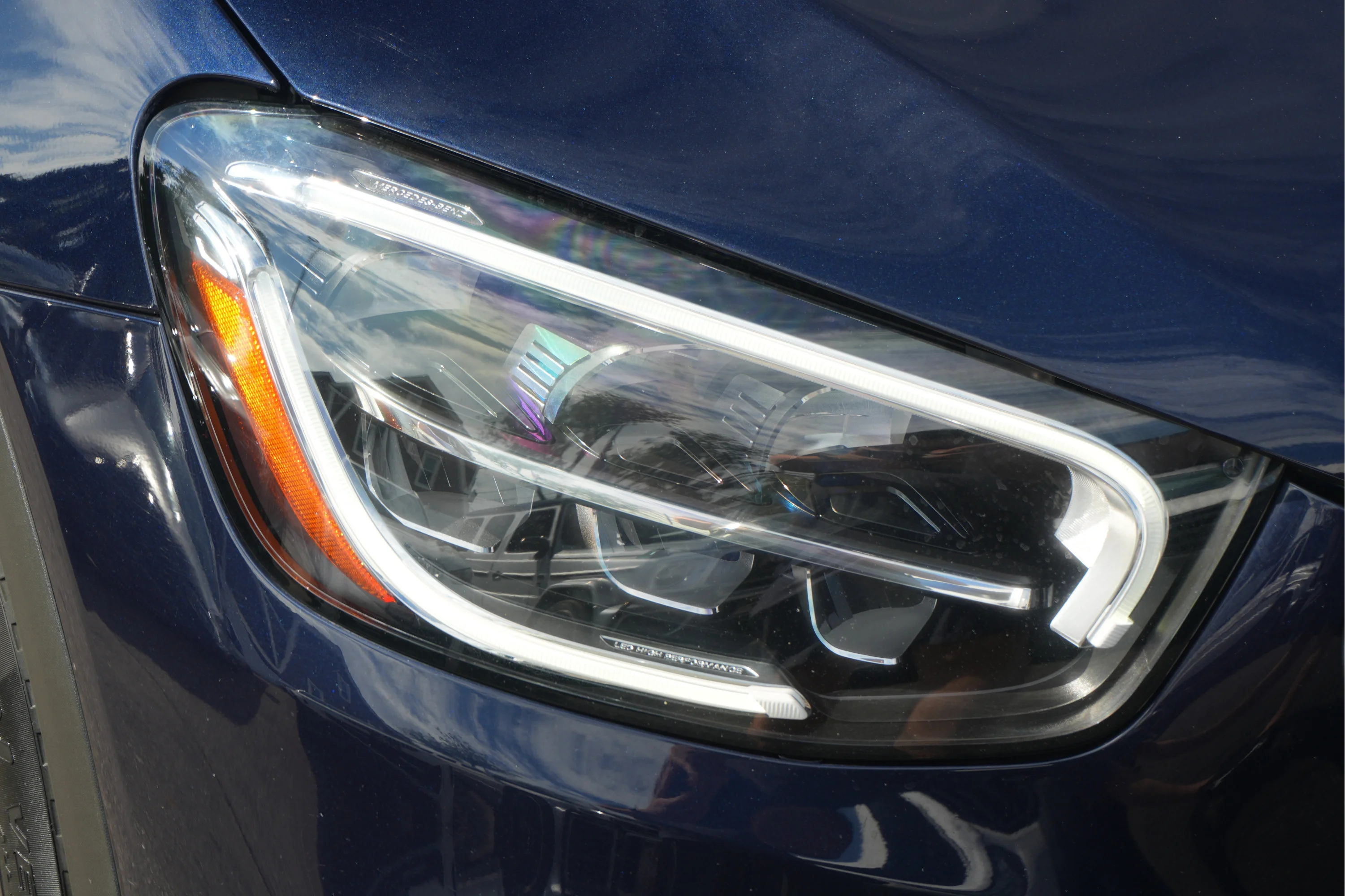 Used 2021 Lunar Blue Metallic Mercedes-Benz GLC 300 image 13