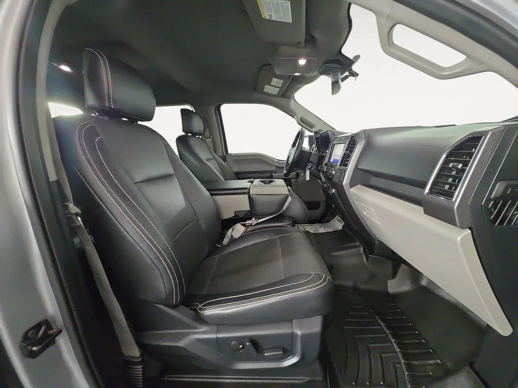 Used 2020 Silver Ford XLT image 15