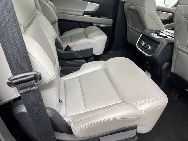Used 2025 Black Ford Active image 27